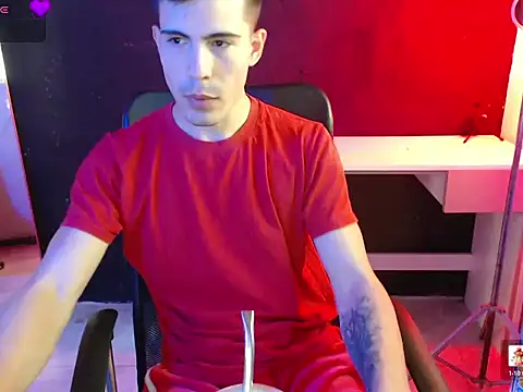 Luis esqq online show from May 2026 07:08:01 PM