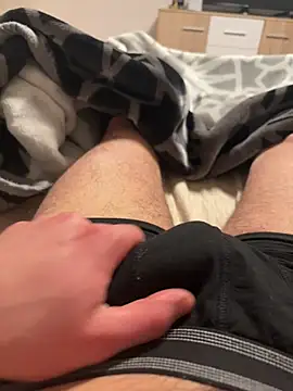 Snapshot of derbyo chatting on February 2025 08:02:02 PM derbyo online show from February 2025 08:02:02 PM