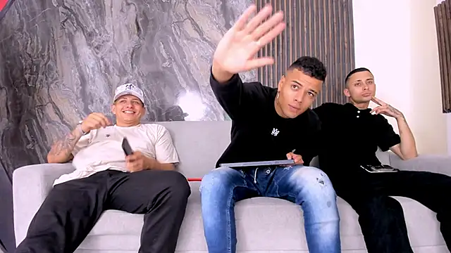 friendship x online show from February 2025 01:21:02 AM