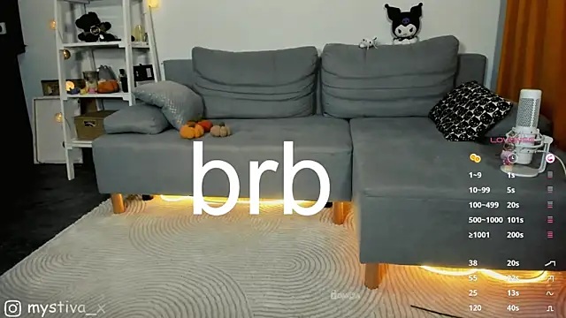 EliyaX online show from October 2025 05:48:02 PM