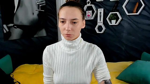 annabishop online show from February 2025 03:18:02 AM