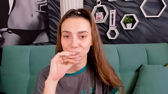 annabishop online show from February 2025 06:09:02 AM