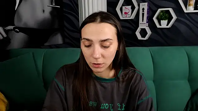 annabishop online show from February 2025 11:50:02 AM