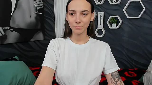 annabishop online show from February 2025 03:20:01 AM