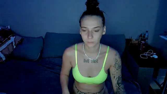 annabishop online show from December 2025 12:38:02 AM