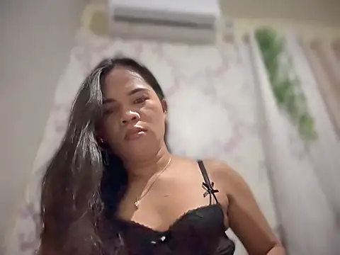 Snapshot of SophiaCourthaway chatting on September 2025 03:01:01 PM SophiaCourthaway online show from September 2025 03:01:01 PM