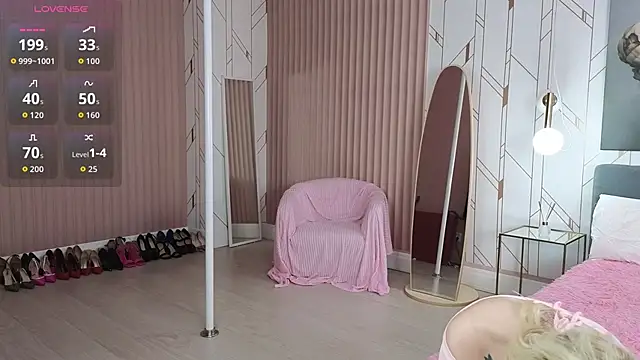 Eva  Summer online show from October 2025 04:10:01 AM