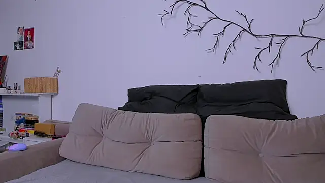 Snapshot of LadyTrep chatting on October 2025 06:16:01 PM LadyTrep online show from October 2025 06:16:01 PM