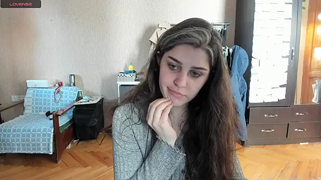  Roselina  online show from April 2026 12:03:01 PM