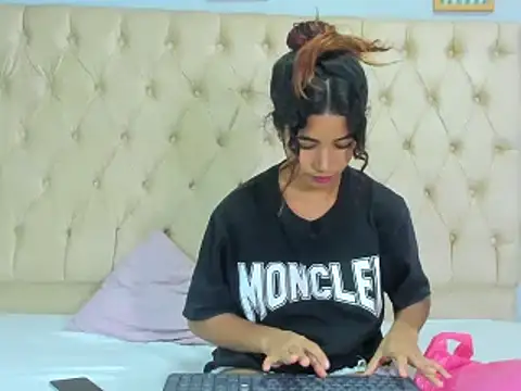 yian meghan online show from March 2025 01:21:02 AM