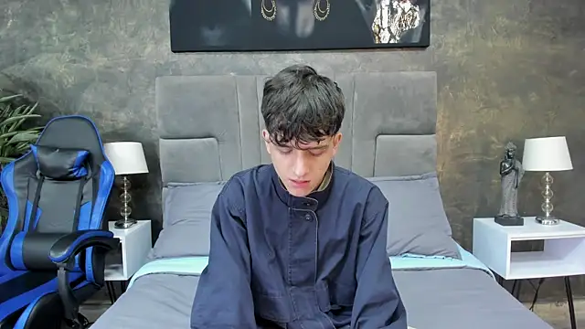 bruce hans online show from October 2025 11:51:02 AM