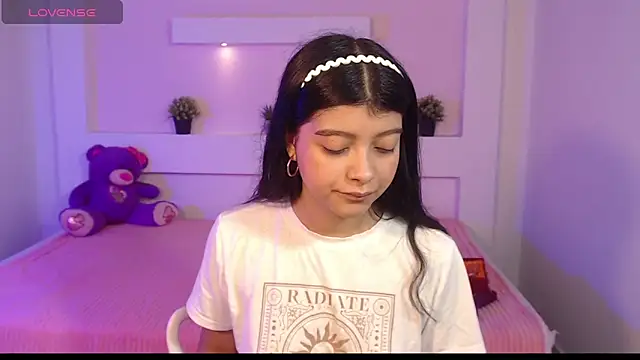 IslaBlaze online show from March 2025 03:27:01 PM