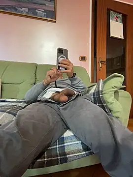 Snapshot of sempreilmio2 chatting on February 2026 02:32:02 PM sempreilmio2 online show from February 2026 02:32:02 PM