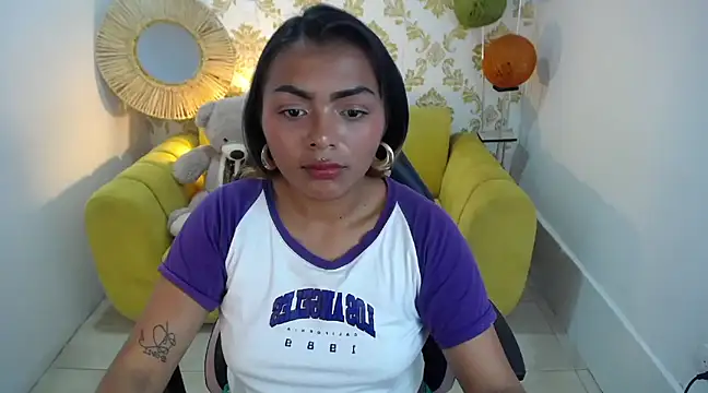 Snapshot of madelein_m chatting on February 2025 07:25:01 PM madelein m online show from February 2025 07:25:01 PM