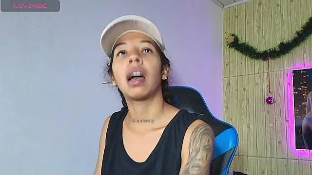 Miss sparkle00 online show from January 2026 08:12:01 PM