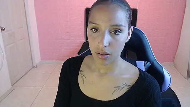 Snapshot of DULCE1609 chatting on February 2026 08:06:01 PM DULCE1609 online show from February 2026 08:06:01 PM