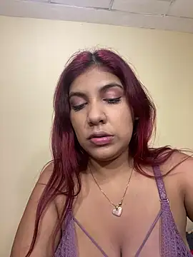 Snapshot of Eva1203 chatting on January 2025 08:03:02 PM Eva1203 online show from January 2025 08:03:02 PM