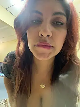 Snapshot of Eva1203 chatting on March 2025 10:26:02 PM Eva1203 online show from March 2025 10:26:02 PM