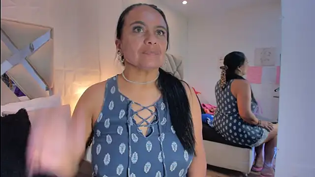 raquell moore online show from March 2026 12:31:01 PM