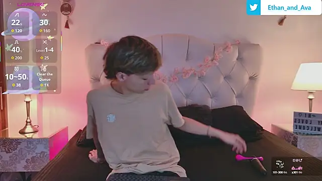 Snapshot of ethan_and_ava chatting on September 2025 12:54:01 PM ethan and ava online show from September 2025 12:54:01 PM
