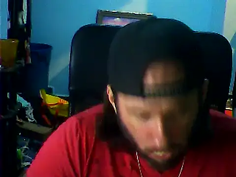 Snapshot of gamedesigndad19 chatting on March 2025 12:44:01 AM gamedesigndad19 online show from March 2025 12:44:01 AM