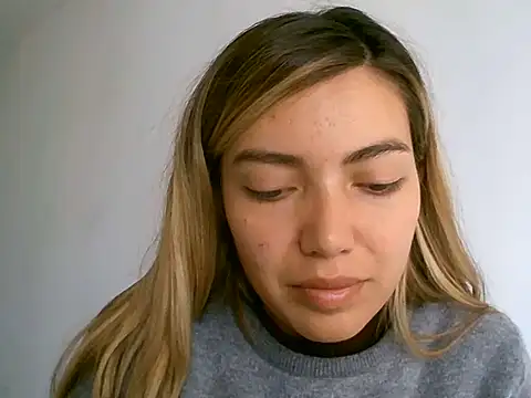 VittoriaTaylor online show from June 2026 03:53:01 PM