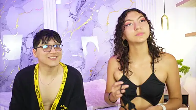 vanilla hot online show from October 2025 12:45:02 PM