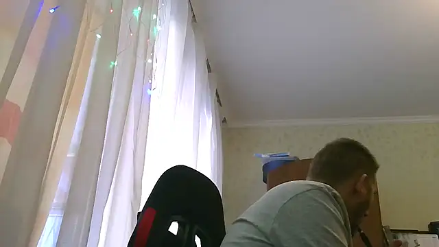 HunterOnBoobs online show from February 2025 12:59:01 PM