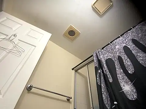 Snapshot of hornycouple818 chatting on November 2025 08:25:02 AM hornycouple818 online show from November 2025 08:25:02 AM