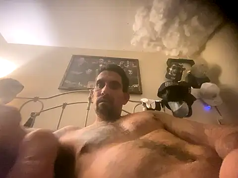 Snapshot of hornycouple818 chatting on November 2025 09:12:02 AM hornycouple818 online show from November 2025 09:12:02 AM