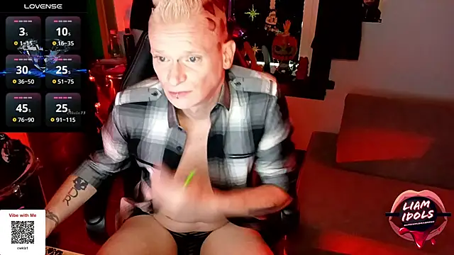 LiamIdols online show from October 2025 02:25:02 PM