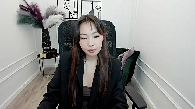 Snapshot of AnnaReyla chatting on November 2025 07:24:02 PM AnnaReyla online show from November 2025 07:24:02 PM