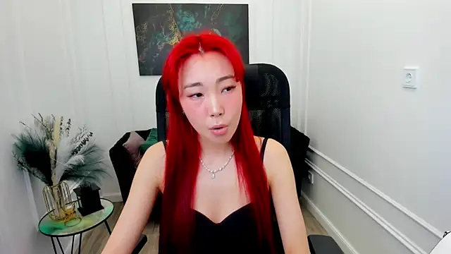 AnnaReyla online show from May 2026 03:58:02 AM