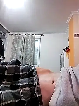 moutt99 online show from December 2025 07:53:02 PM