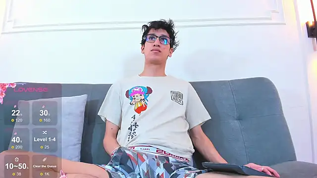 Cum hunters online show from April 2026 03:22:01 AM