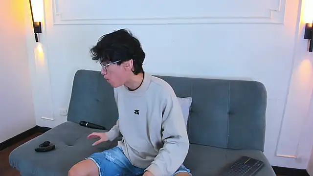 Cum hunters online show from June 2026 03:20:02 AM