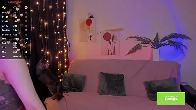 Snapshot of miuri_miy chatting on March 2025 04:24:01 PM miuri miy online show from March 2025 04:24:01 PM