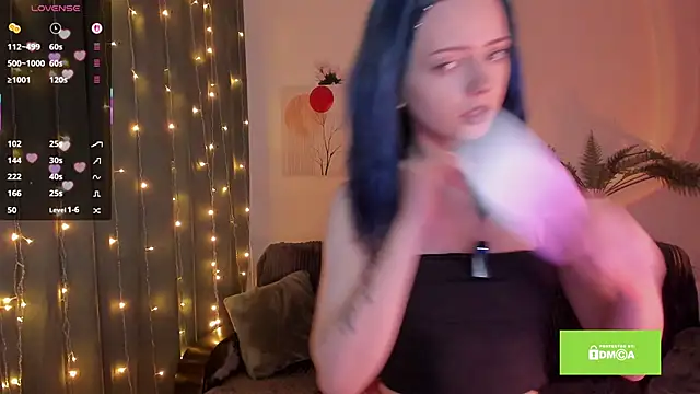 Snapshot of miuri_miy chatting on March 2025 04:12:02 PM miuri miy online show from March 2025 04:12:02 PM