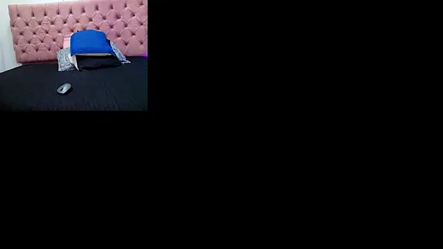 Auroraa miller online show from September 2025 11:59:02 AM