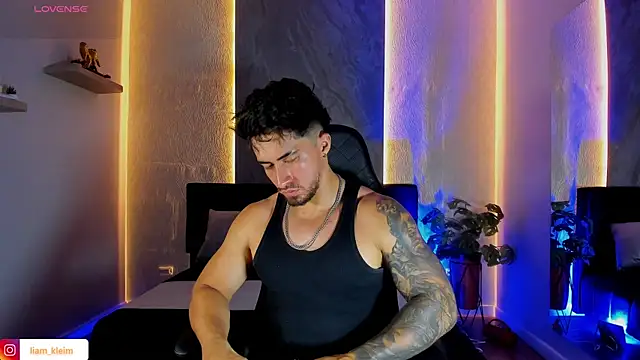 Brad Summer online show from June 2026 06:51:02 PM