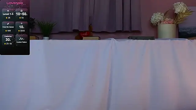 Snapshot of too_sexxxy chatting on March 2025 07:11:02 PM too sexxxy online show from March 2025 07:11:02 PM