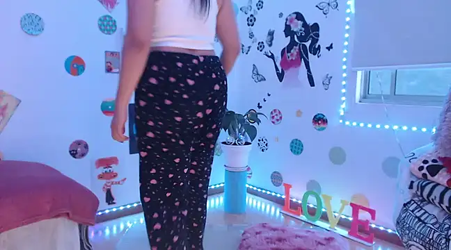 Snapshot of samy_love35 chatting on January 2025 10:46:02 PM samy love35 online show from January 2025 10:46:02 PM