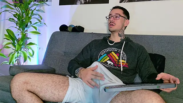 Snapshot of Salvatore_costa chatting on February 2026 01:25:02 AM Salvatore costa online show from February 2026 01:25:02 AM