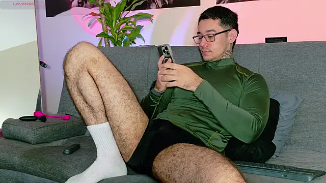 Snapshot of Salvatore_costa chatting on March 2026 10:23:01 PM Salvatore costa online show from March 2026 10:23:01 PM