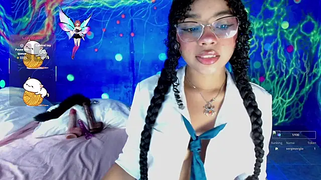 lucie petite online show from November 2025 06:35:02 PM