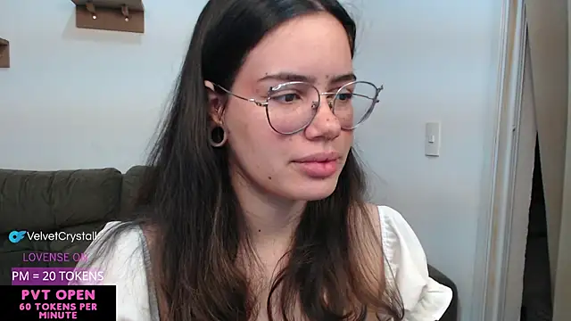 crystalll room online show from September 2025 02:48:01 AM