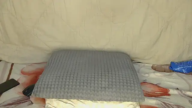 Snapshot of SWEETCANDY111 chatting on December 2025 12:10:02 PM SWEETCANDY111 online show from December 2025 12:10:02 PM