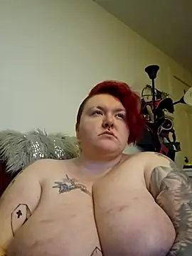 CorgiGodez98 online show from December 2025 10:23:02 AM