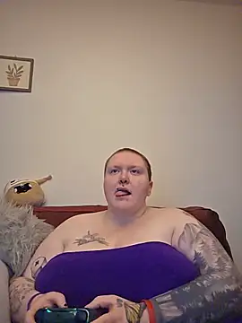 CorgiGodez98 online show from May 2026 03:36:02 AM