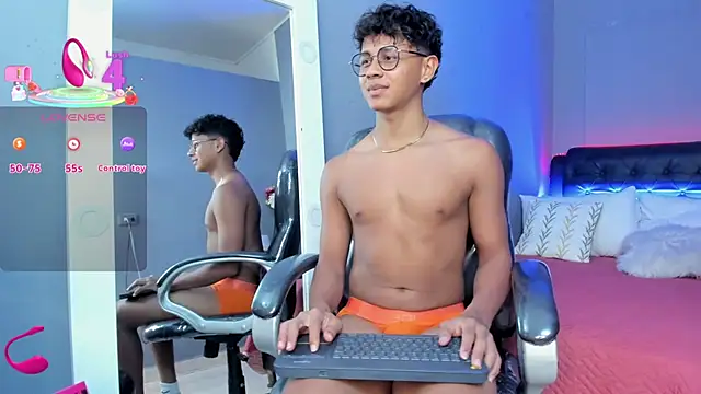 Snapshot of Dawn16_ chatting on September 2025 08:34:02 PM Dawn16 online show from September 2025 08:34:02 PM